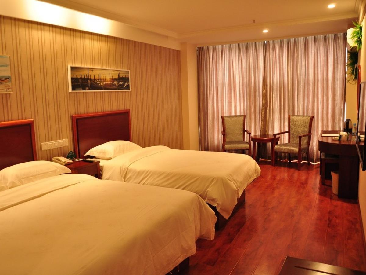 Greentree Inn Henan Xinyang Gushi Zhongshan Avenue Hongsu Avenue Express Hotel Yaowandukou Dış mekan fotoğraf